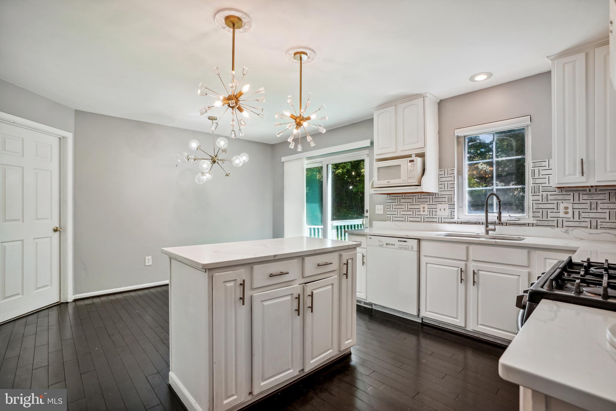 MATTHEWS WOODS - Residential