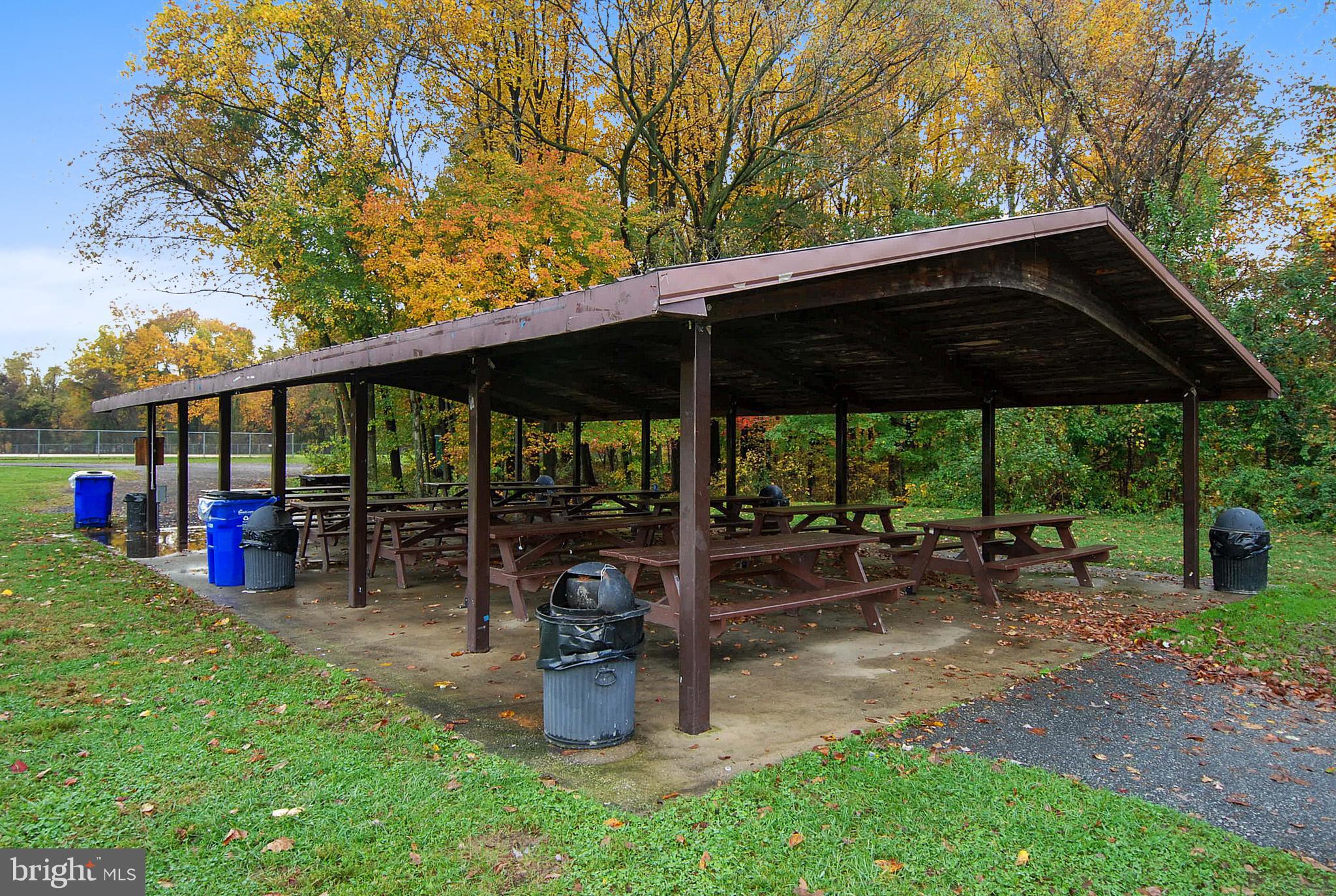 MATTHEWS WOODS - Residential