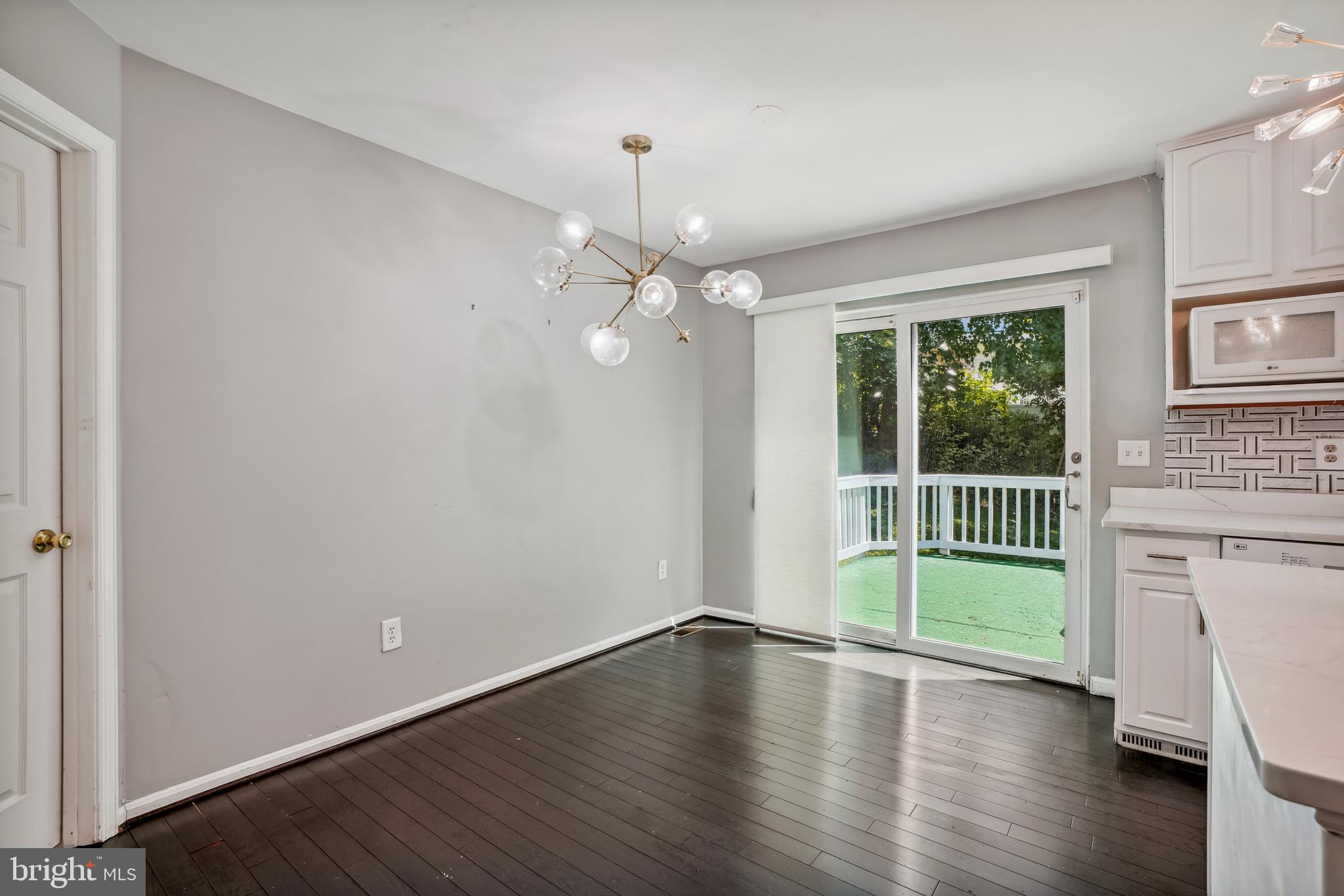 MATTHEWS WOODS - Residential