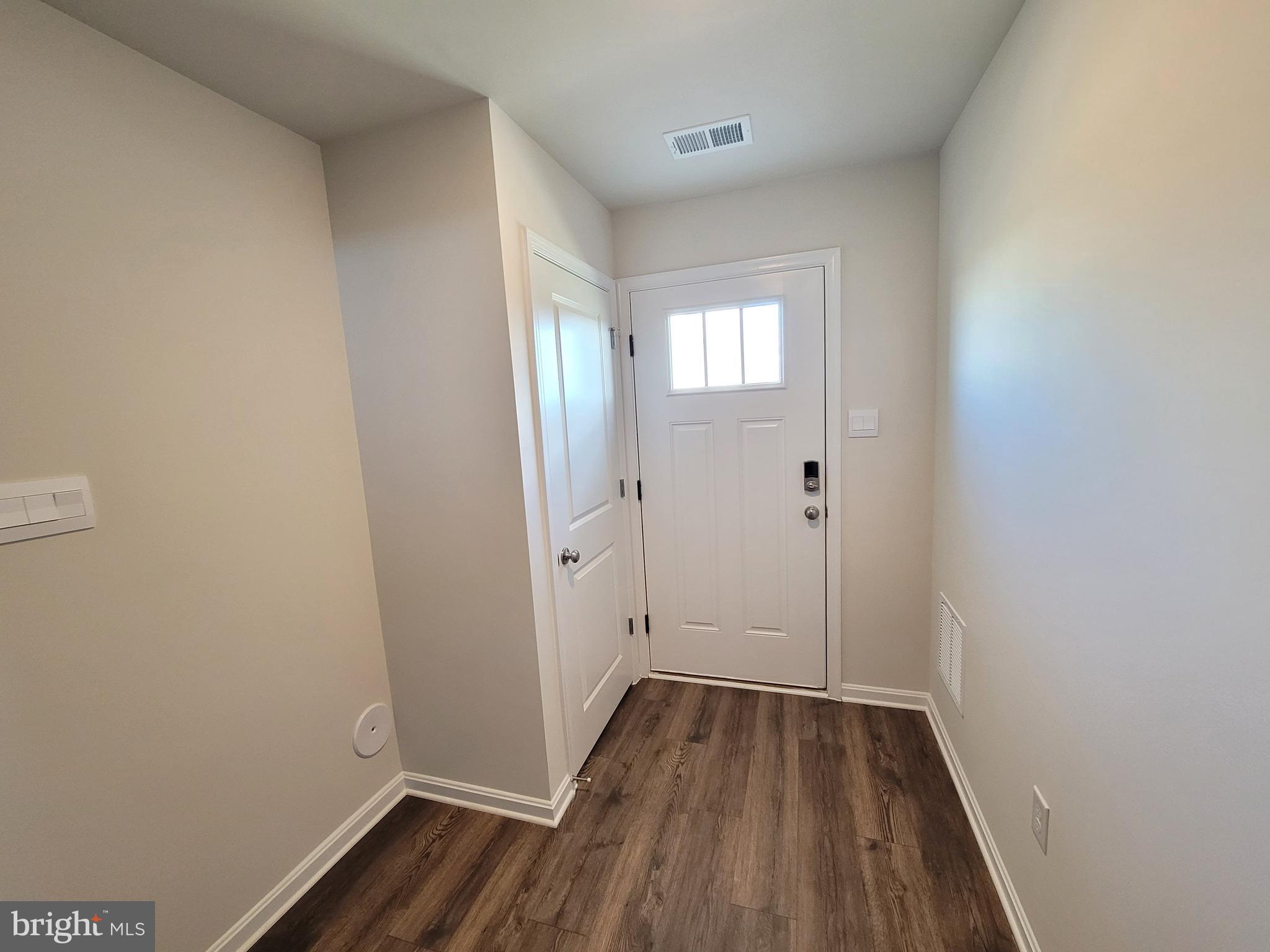 RENN QUARTER - Residential Lease