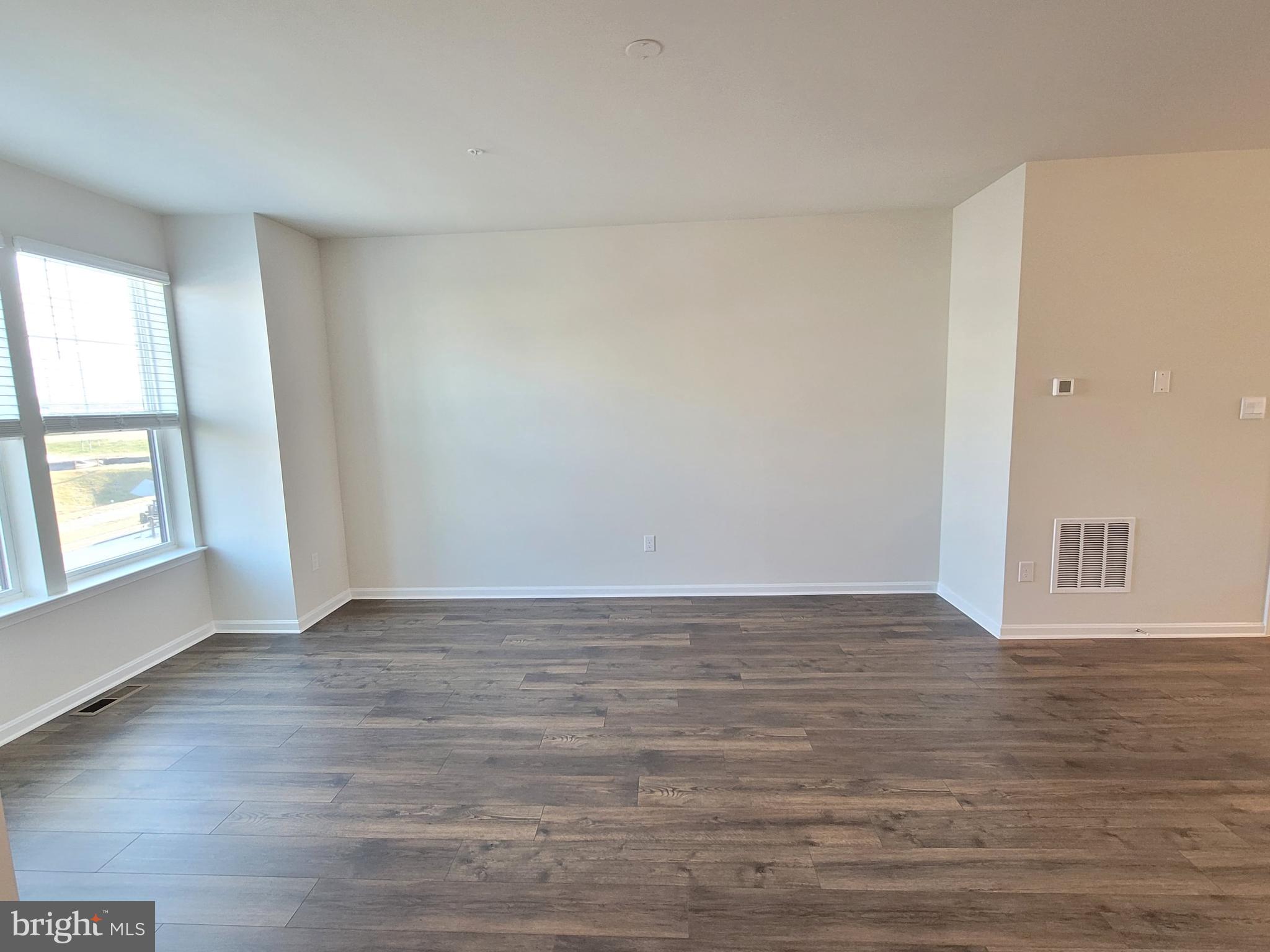 RENN QUARTER - Residential Lease