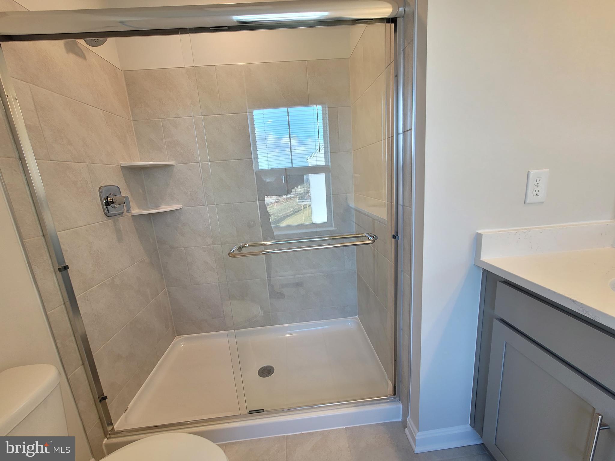 RENN QUARTER - Residential Lease