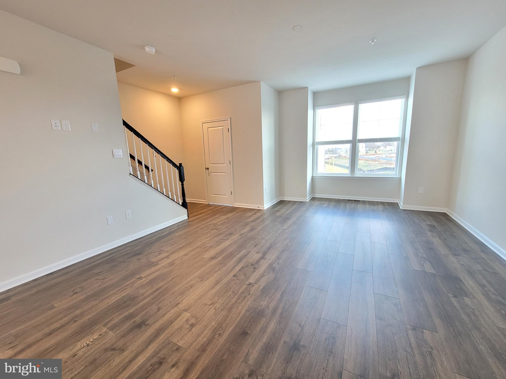 RENN QUARTER - Residential Lease