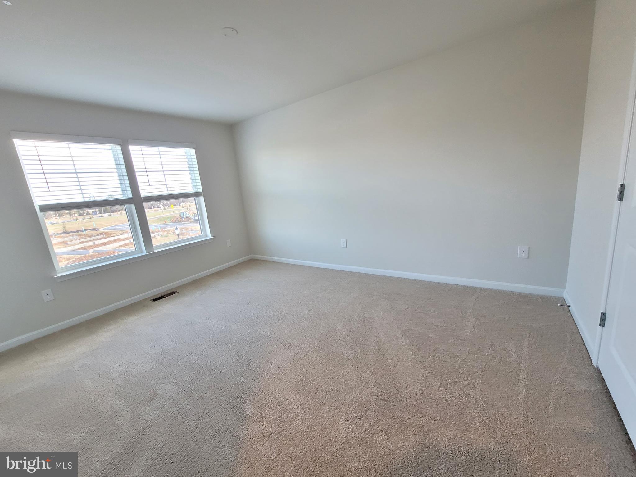 RENN QUARTER - Residential Lease