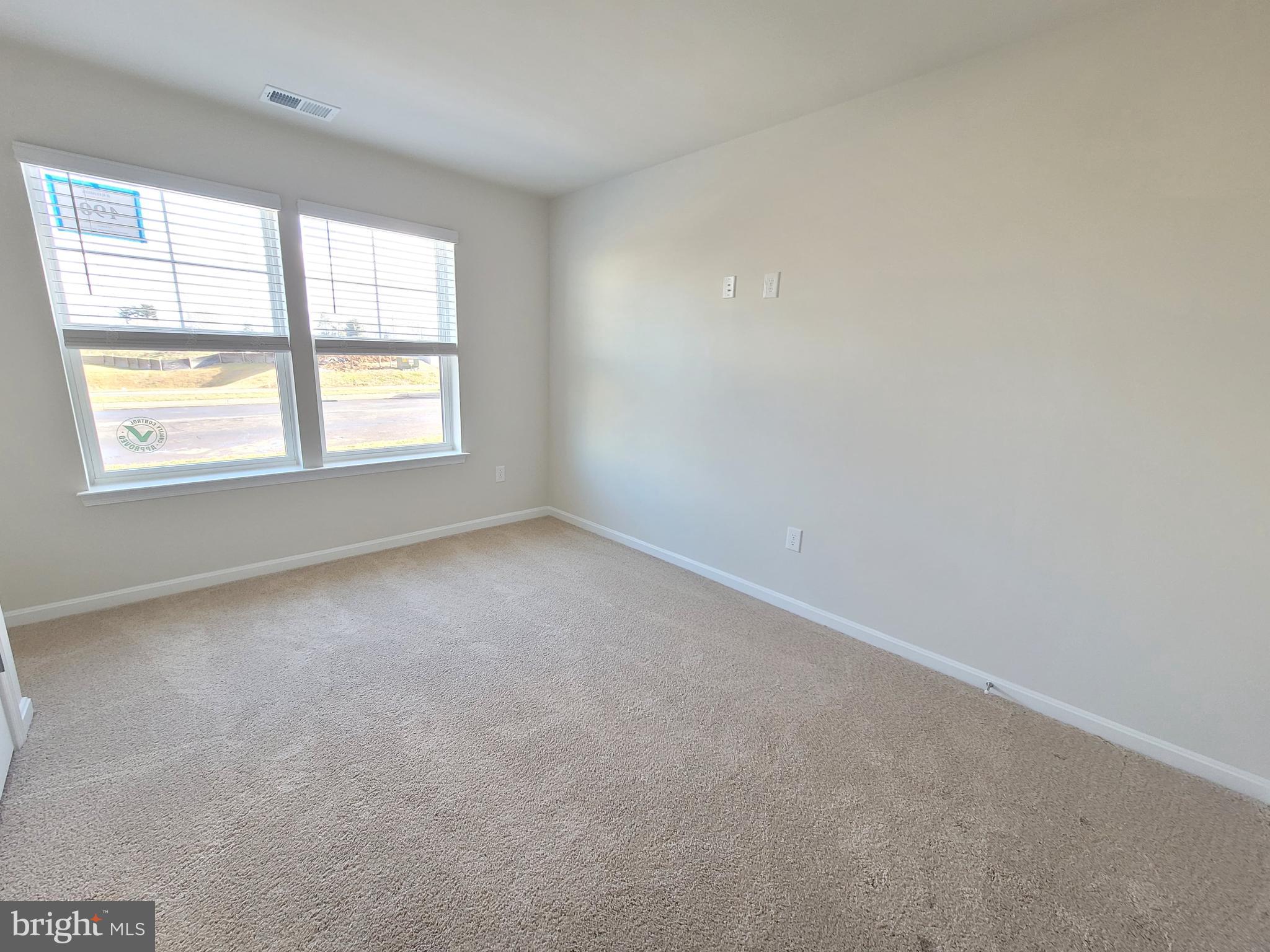 RENN QUARTER - Residential Lease