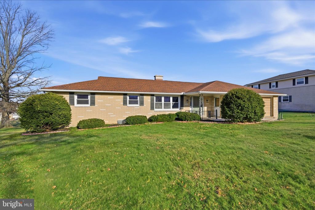 Photo of 3340 Minton Drive, YORK, PA 17402 (MLS # PAYK2095176)