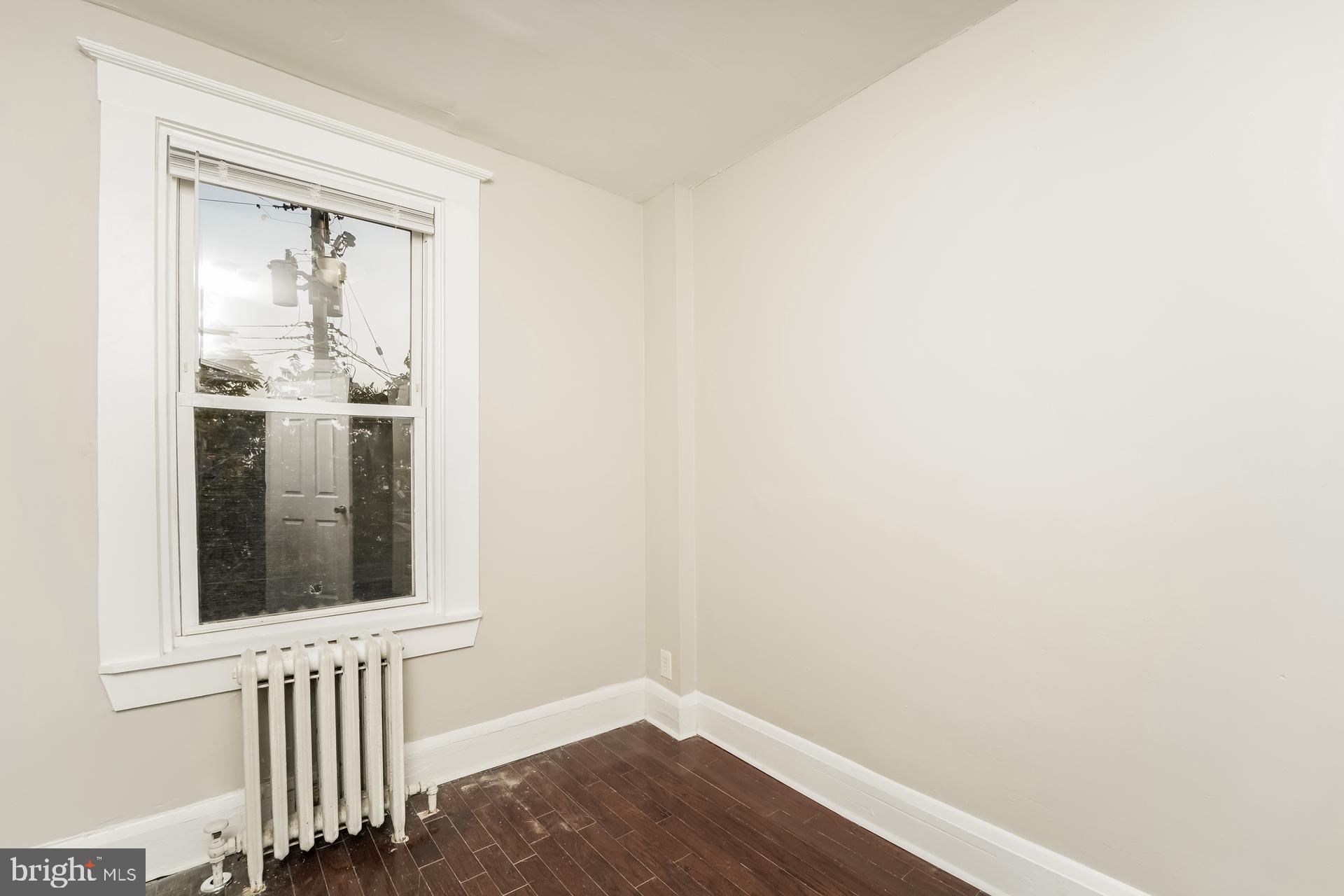 GARDENVILLE - Residential Lease