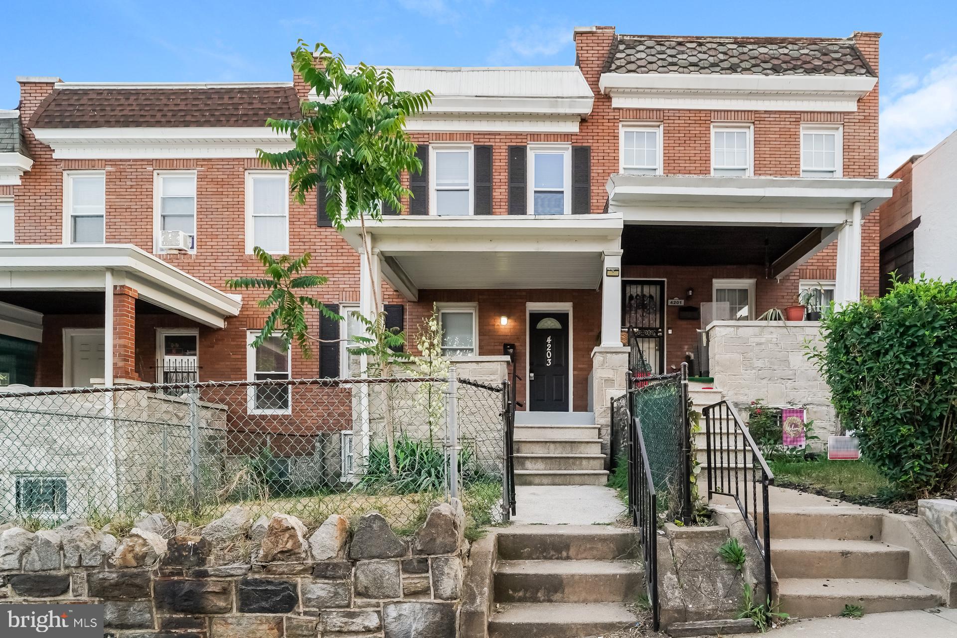 GARDENVILLE - Residential Lease