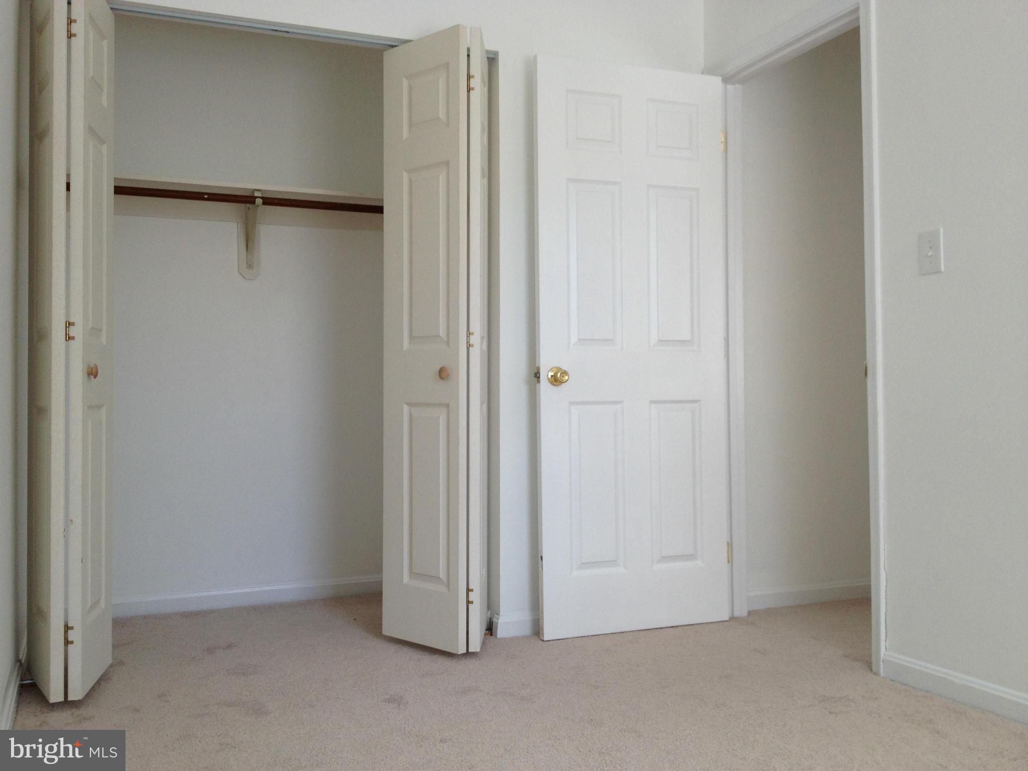 STAFFORD MEADOWS - Residential Lease