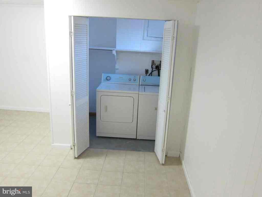 STAFFORD MEADOWS - Residential Lease