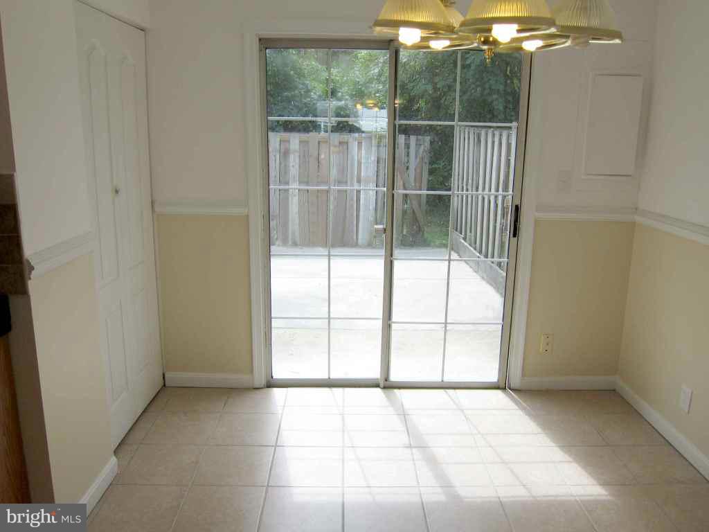 STAFFORD MEADOWS - Residential Lease