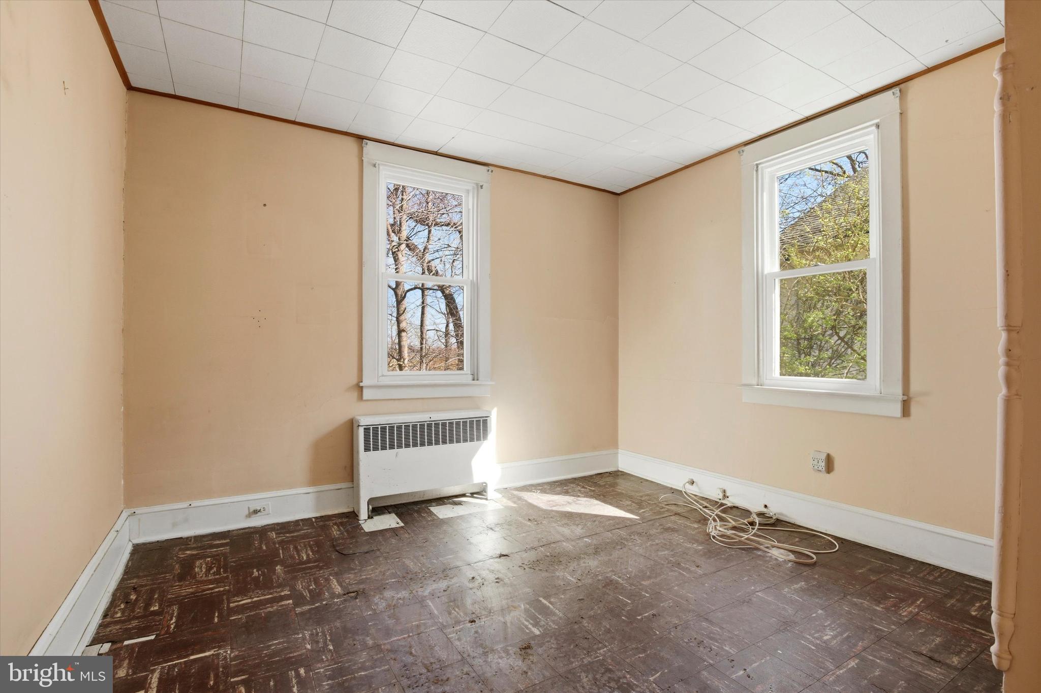 GLENSIDE - Residential