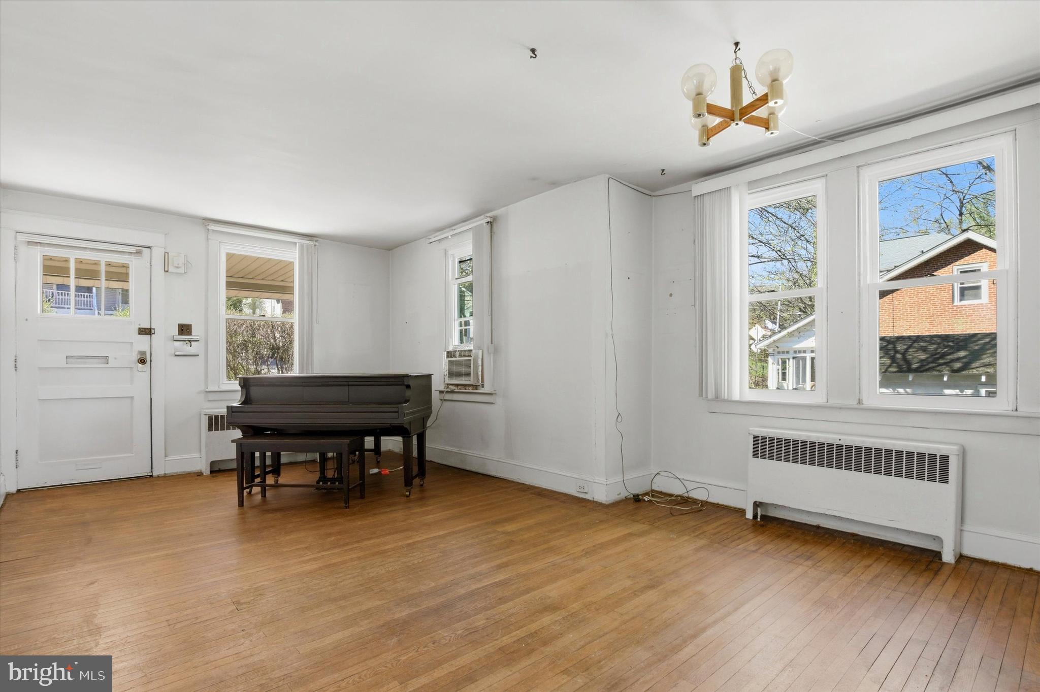 GLENSIDE - Residential