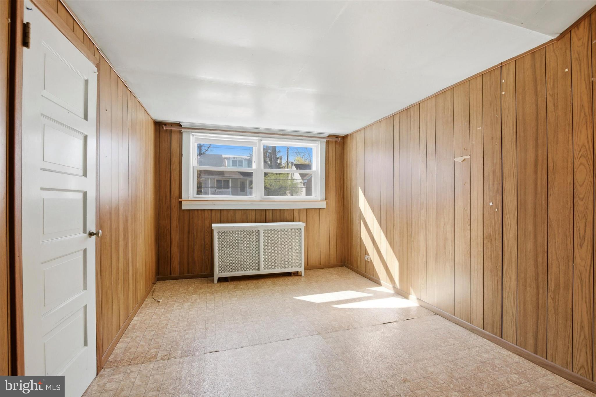 GLENSIDE - Residential