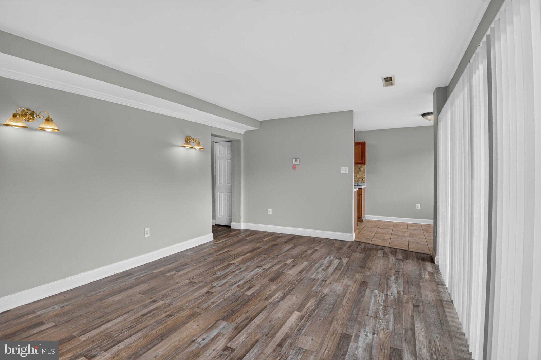 5458 85TH AVENUE 1