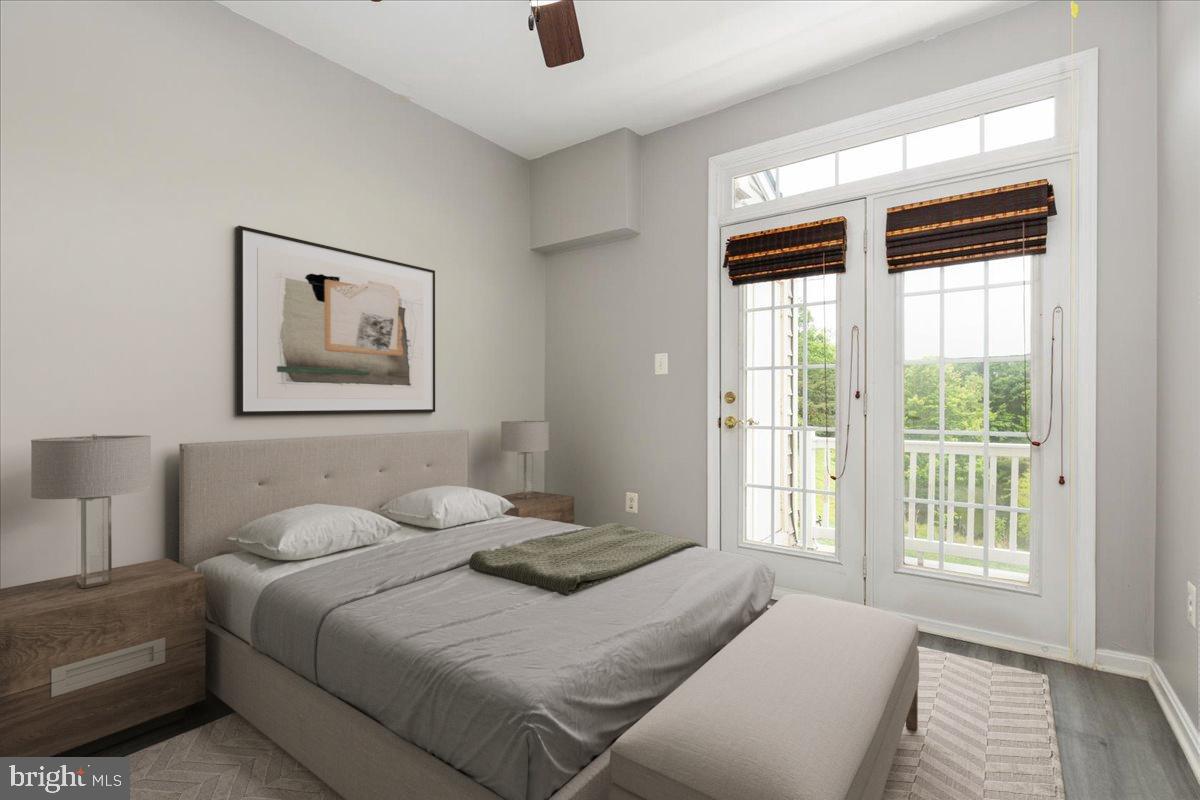 THE TOWNES AT VILLAGE PLACE - Residential