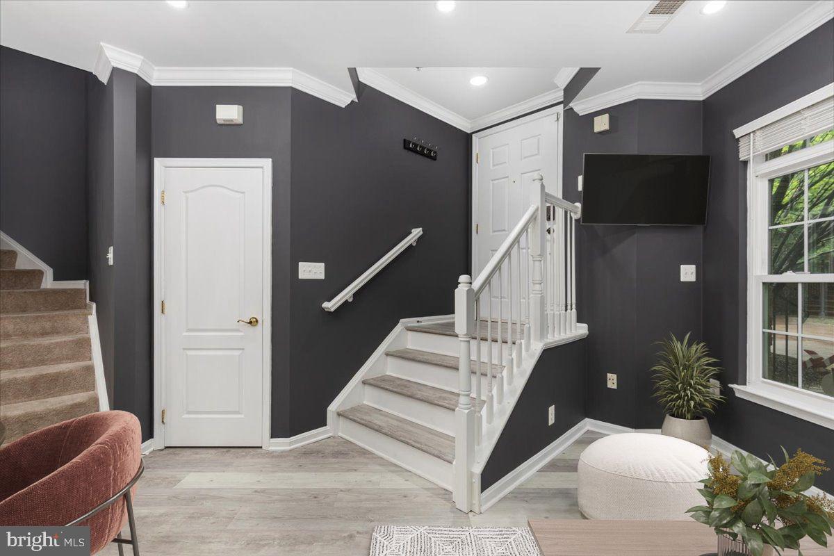 THE TOWNES AT VILLAGE PLACE - Residential