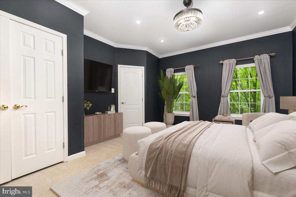 THE TOWNES AT VILLAGE PLACE - Residential