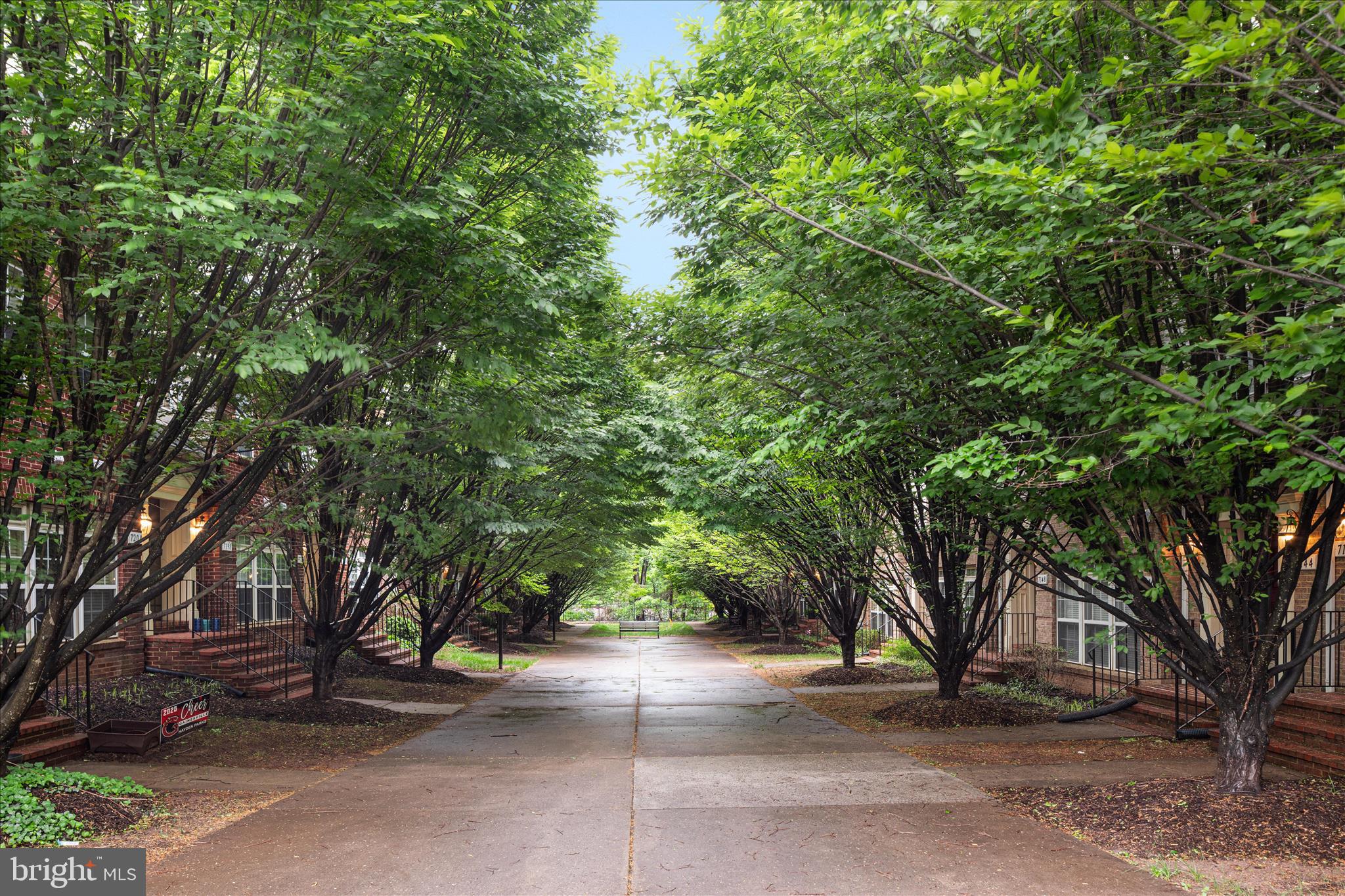 THE TOWNES AT VILLAGE PLACE - Residential