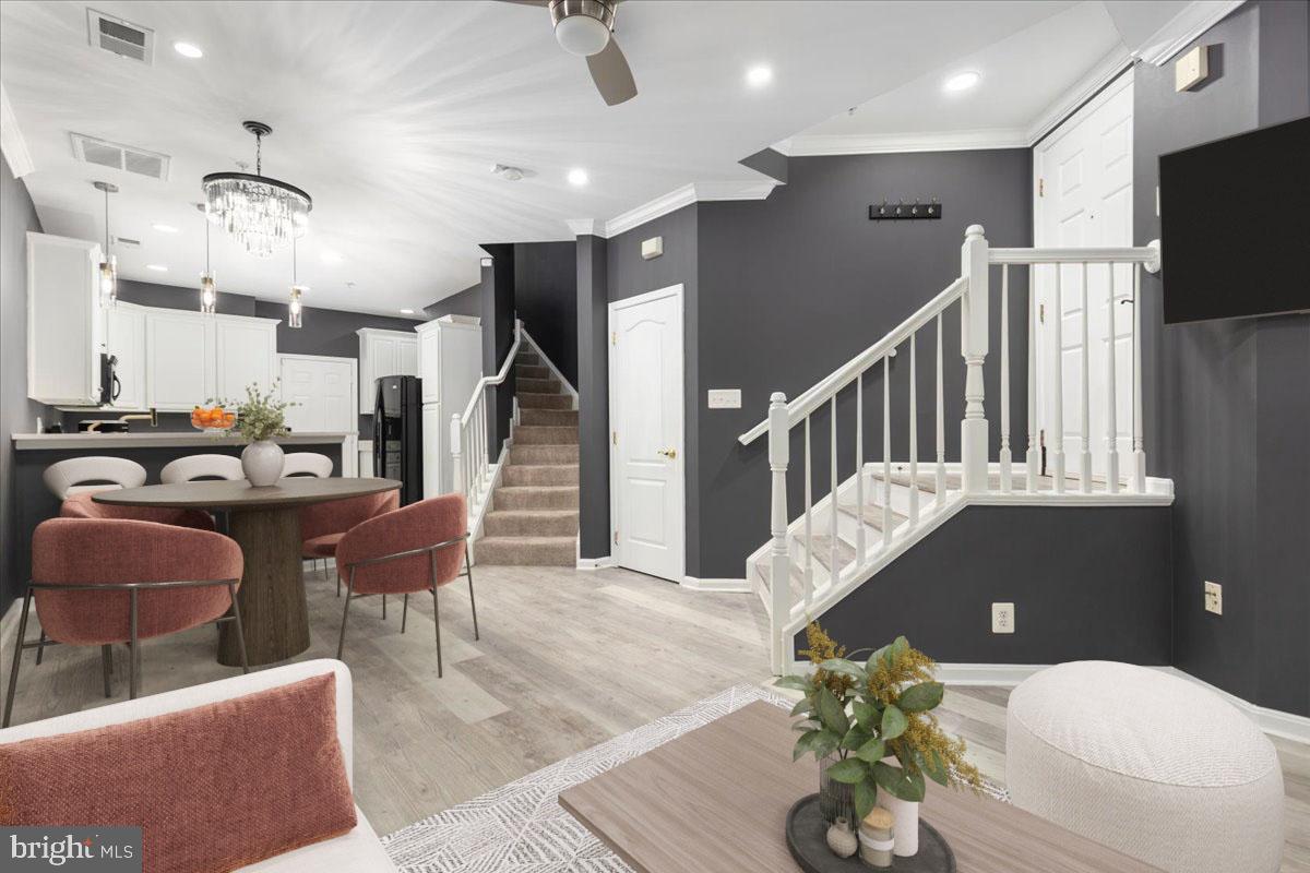 THE TOWNES AT VILLAGE PLACE - Residential