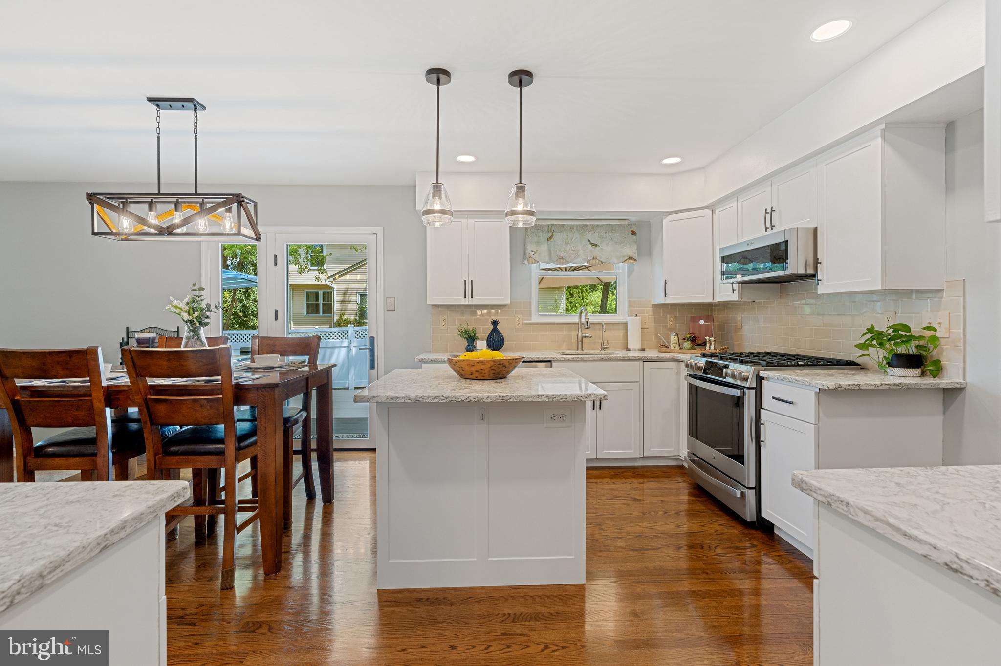 CABIN RUN ESTS - Residential