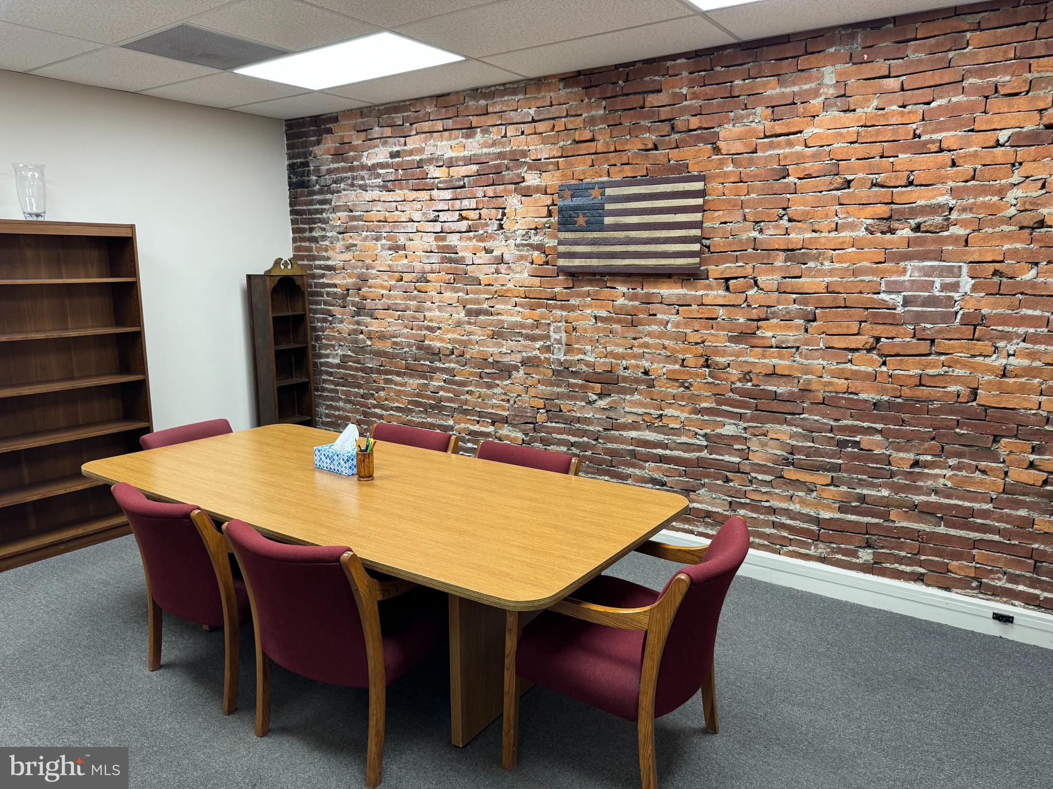 36 E KING STREET 303