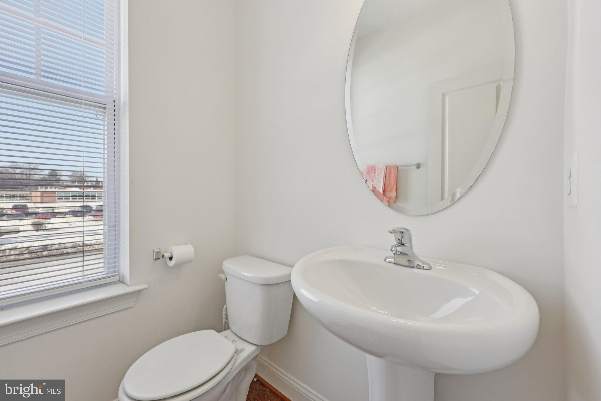 WOOD GLEN - Residential