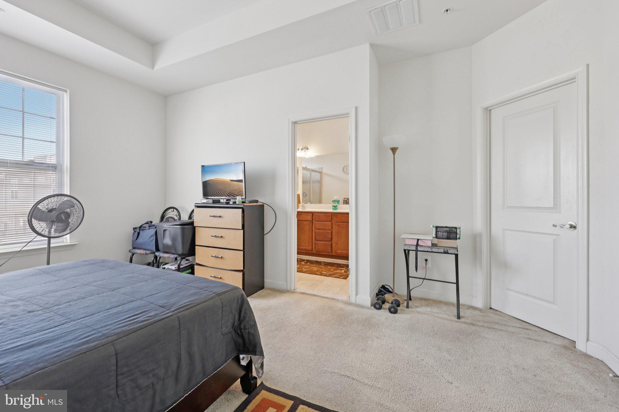 WOOD GLEN - Residential