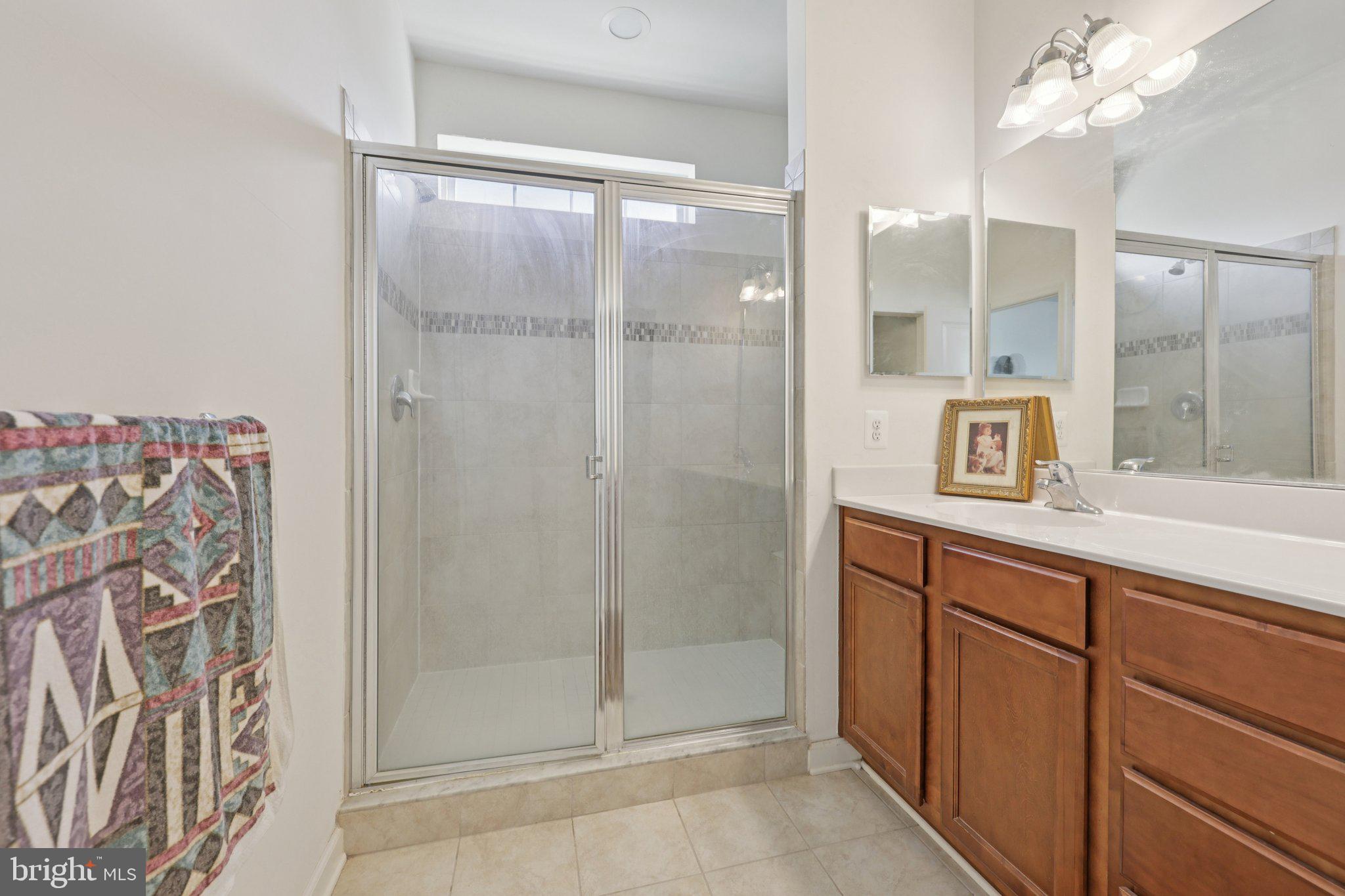 WOOD GLEN - Residential