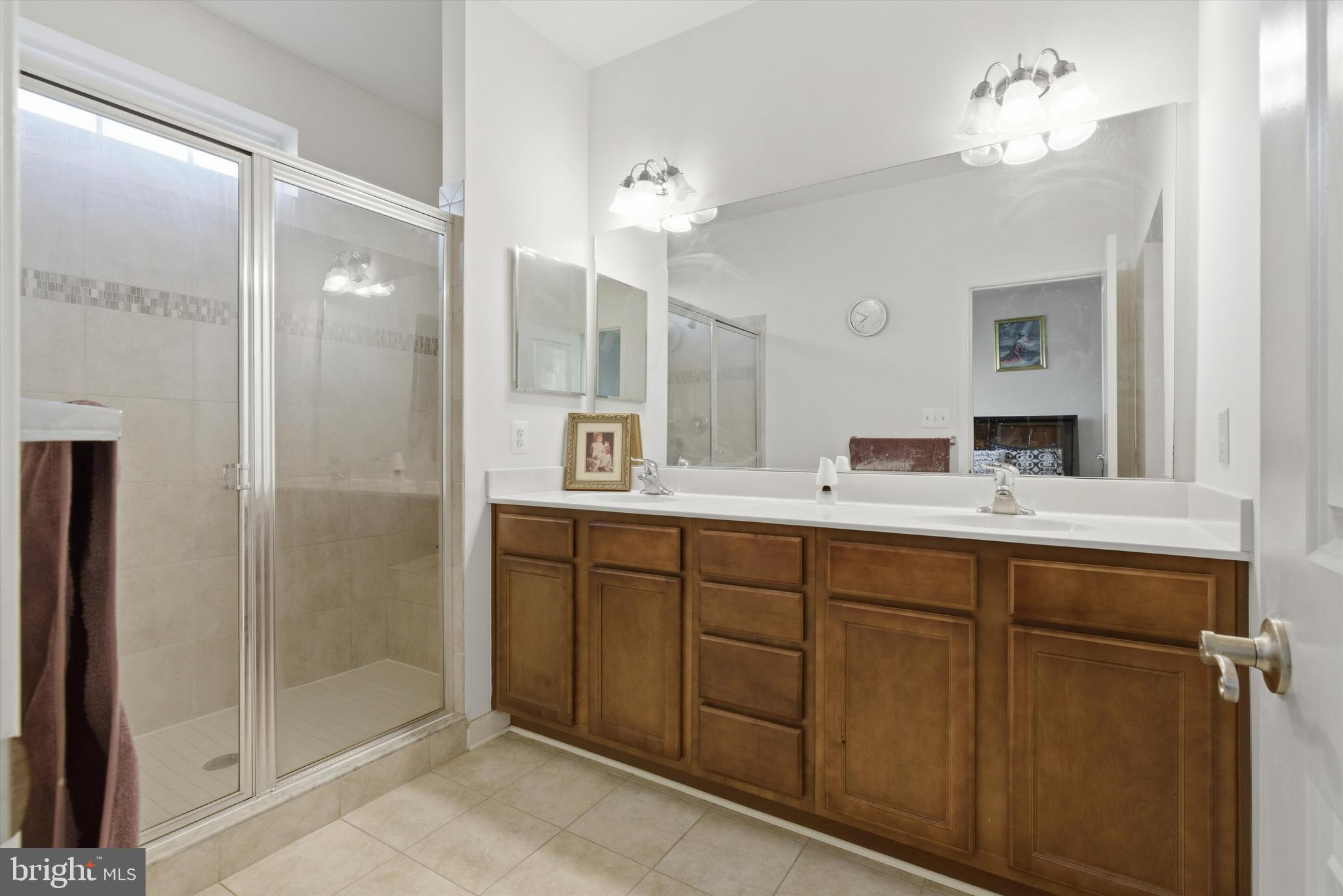 WOOD GLEN - Residential