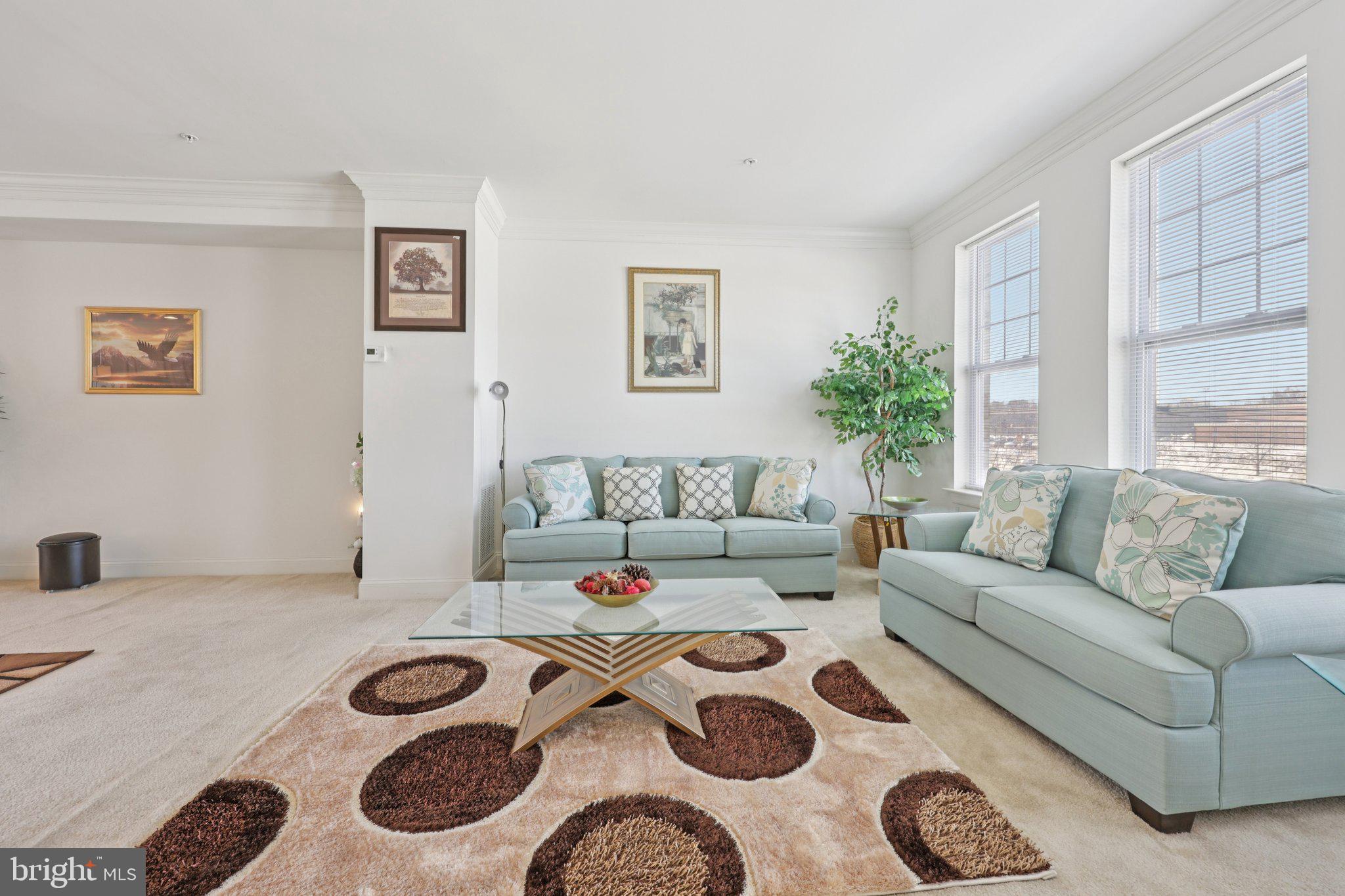 WOOD GLEN - Residential