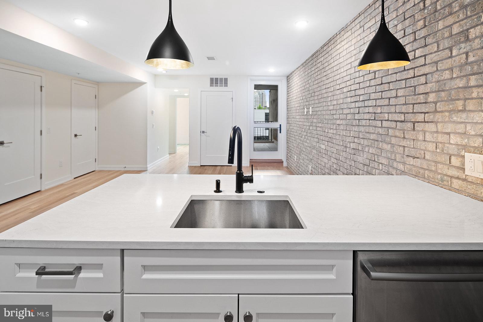 NORTHERN LIBERTIES - Residential Lease