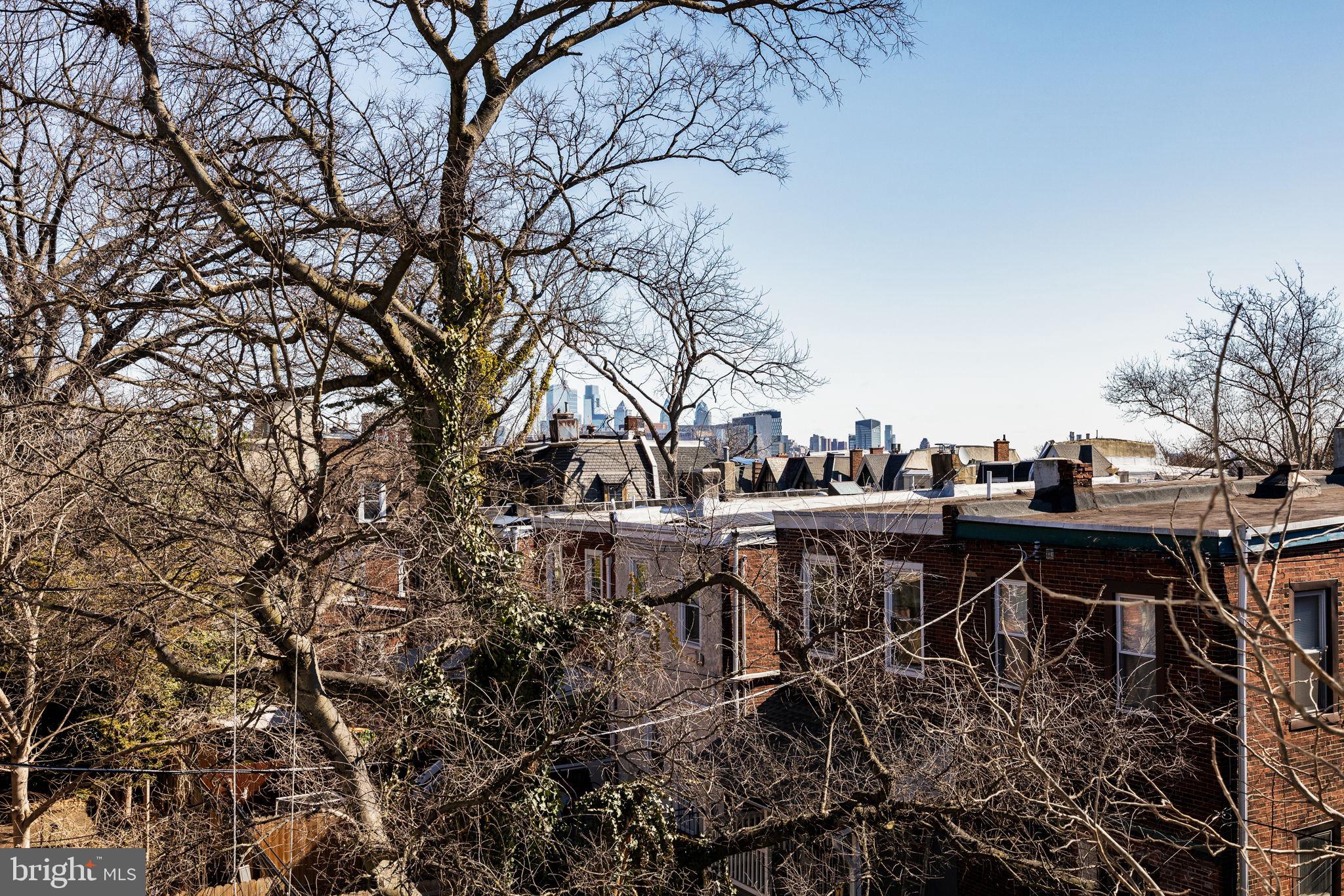 SQUIRREL HILL - Residential