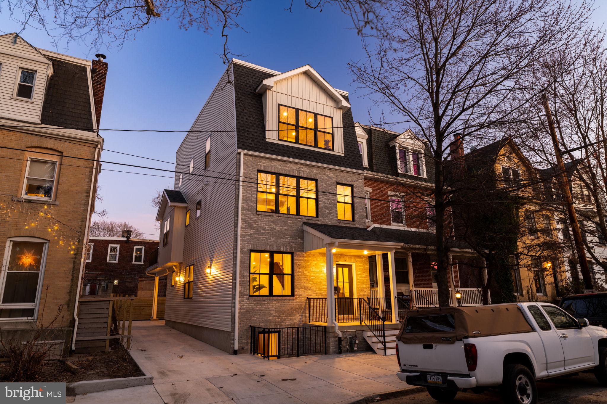SQUIRREL HILL - Residential