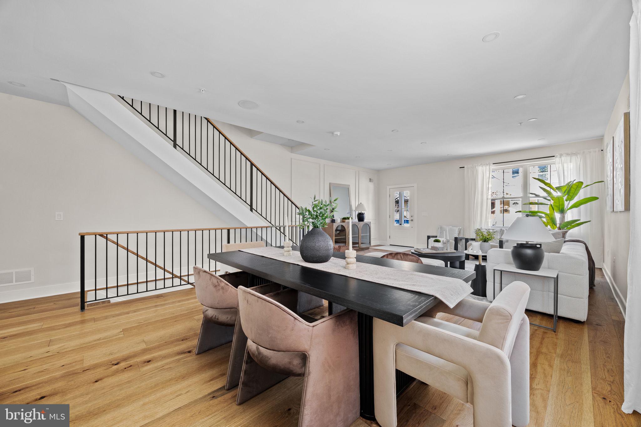 SQUIRREL HILL - Residential