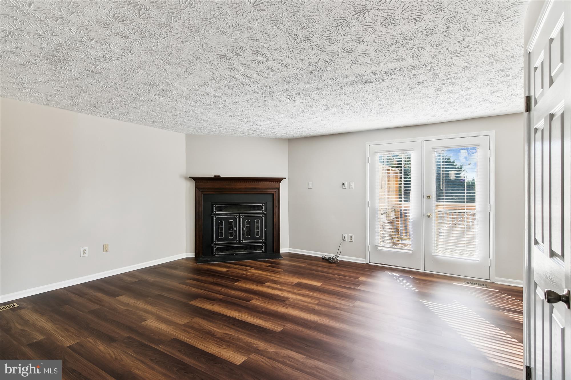 TRAILWOOD - Residential