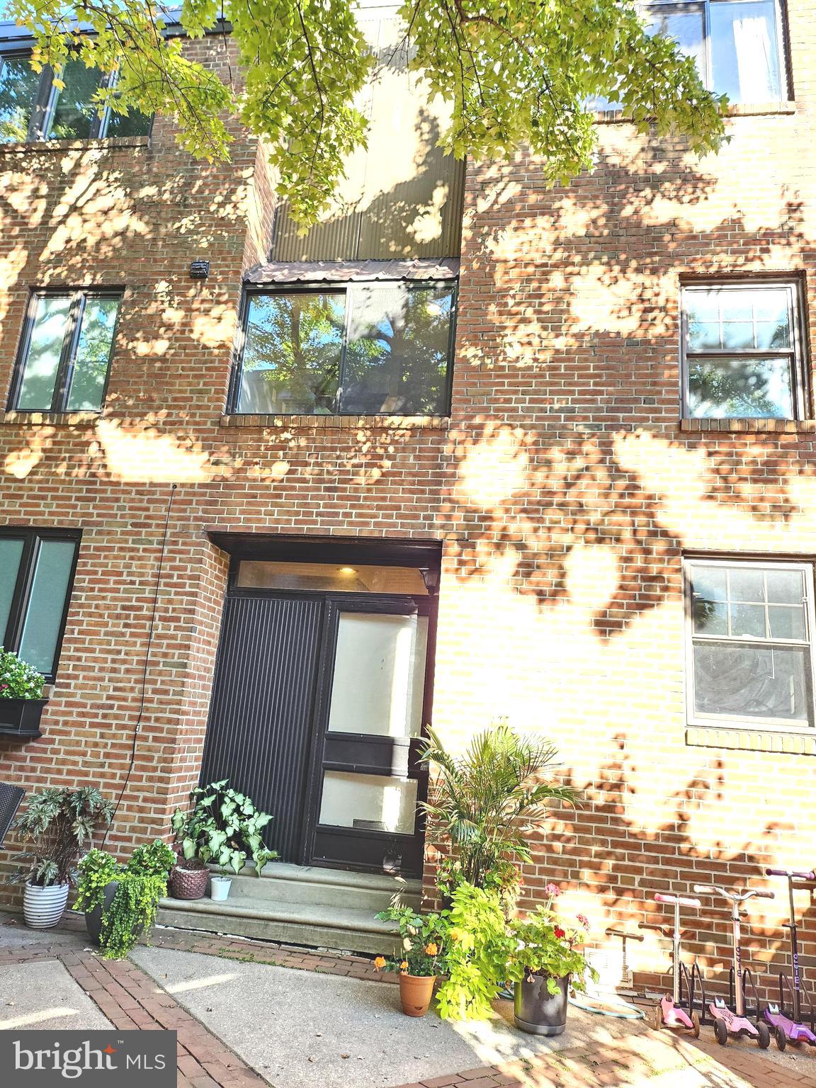 PHILADELPHIA - Residential Lease