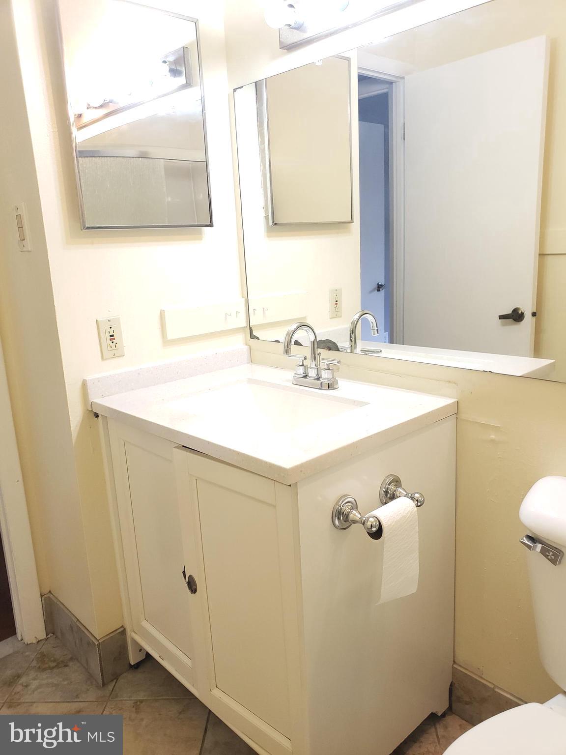 PHILADELPHIA - Residential Lease