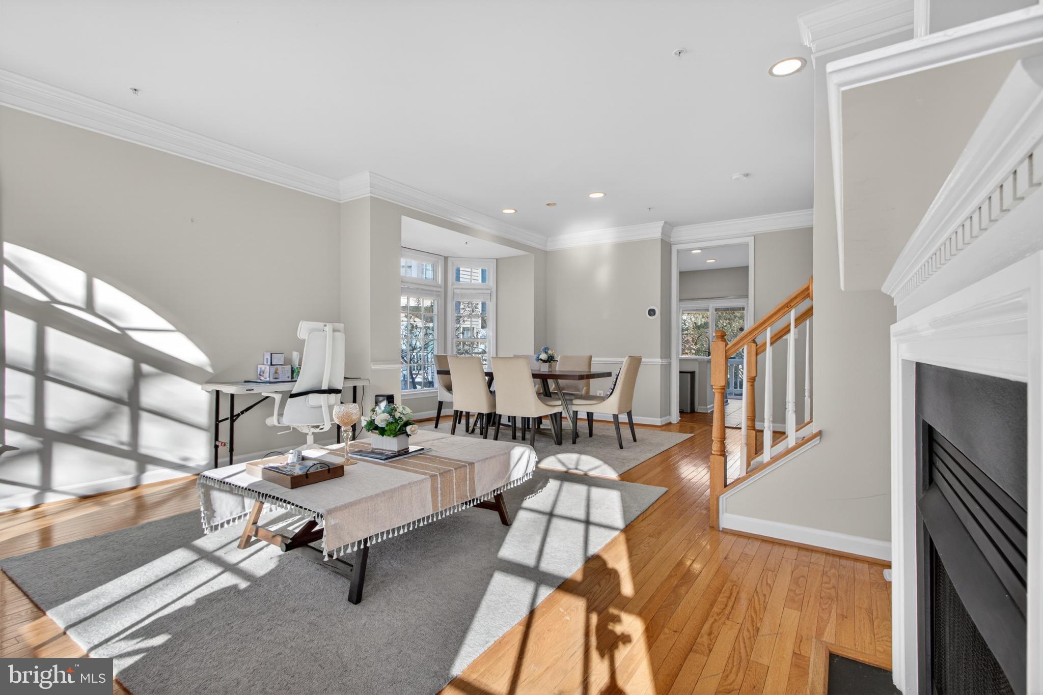 FALLSGROVE - Residential