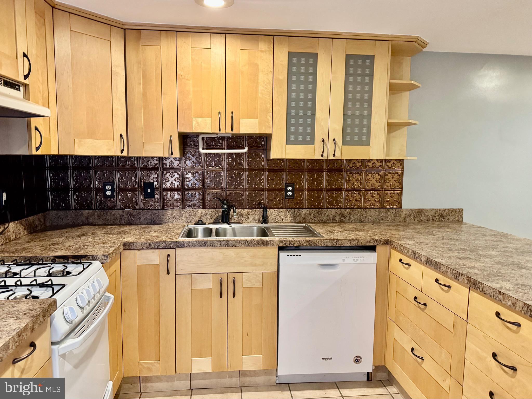 BREWERS HILL - Residential