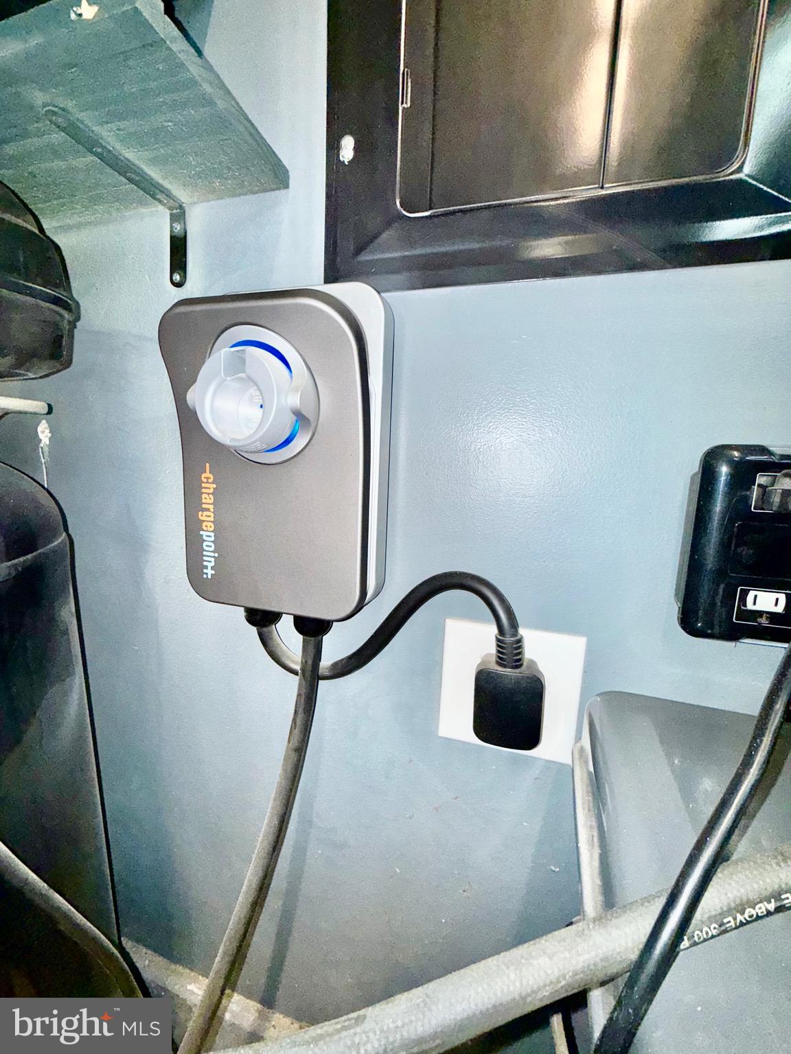 CALVERT MANOR-2ND ADDN - Residential