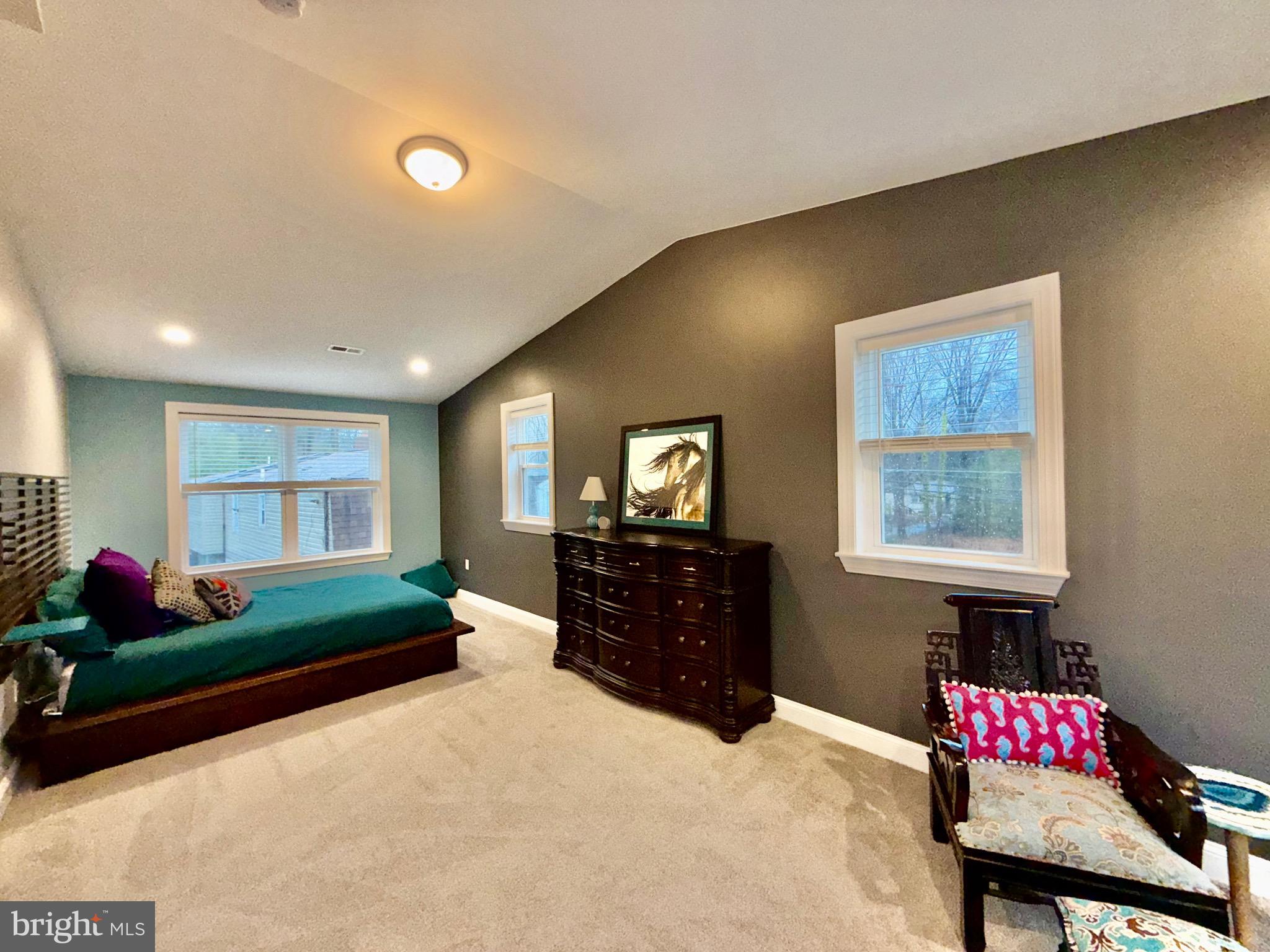 CALVERT MANOR-2ND ADDN - Residential