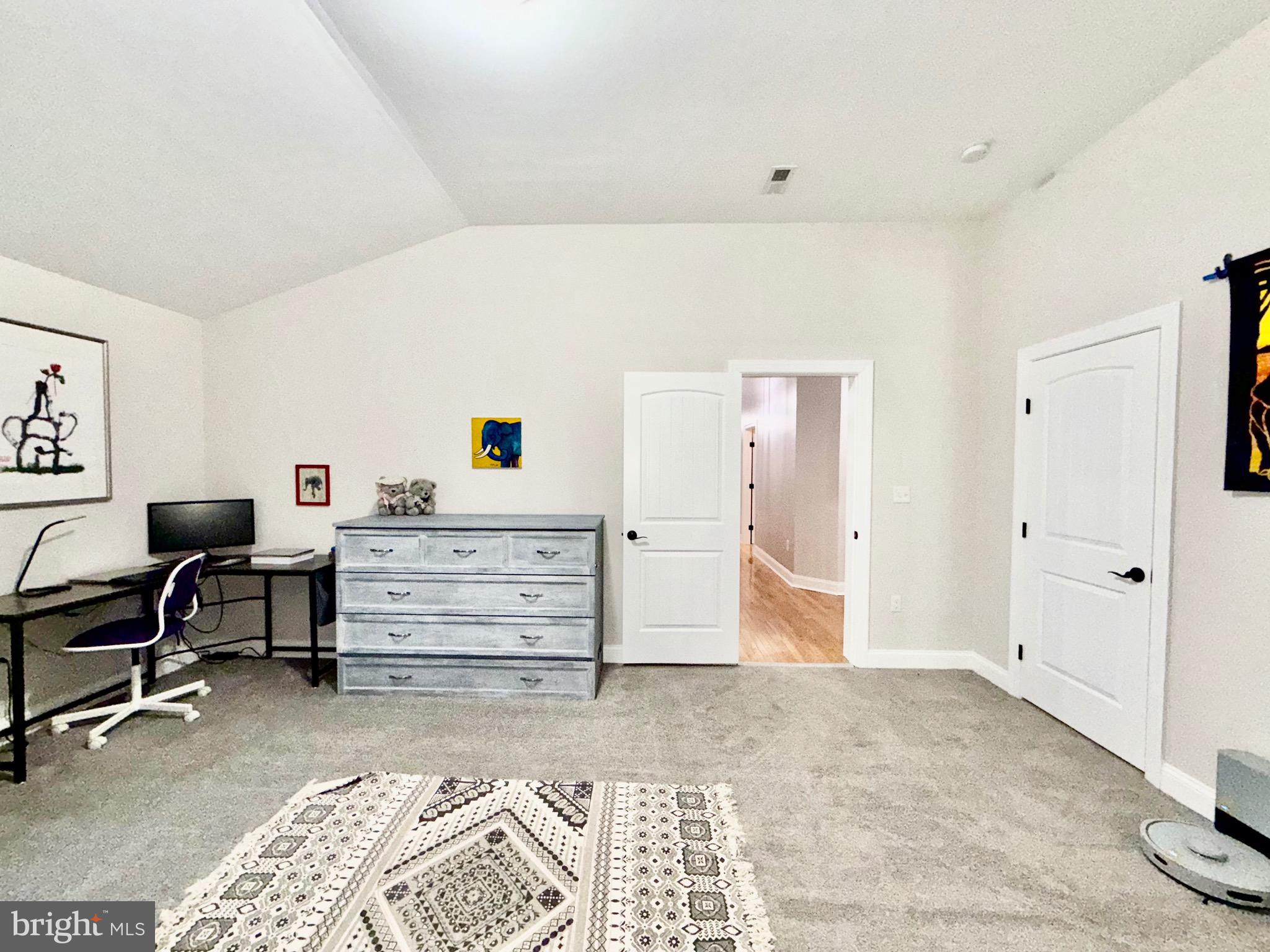 CALVERT MANOR-2ND ADDN - Residential