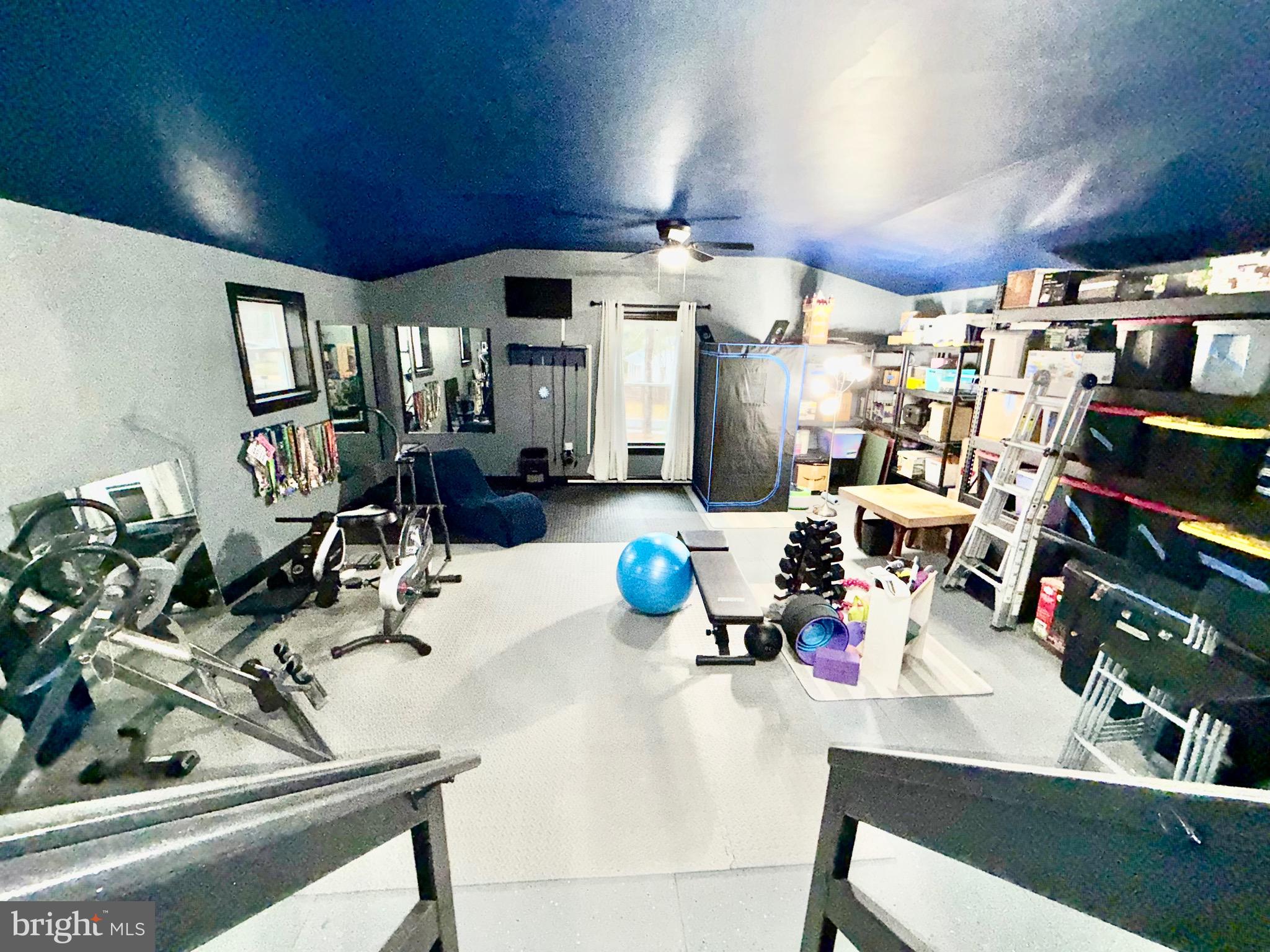 CALVERT MANOR-2ND ADDN - Residential