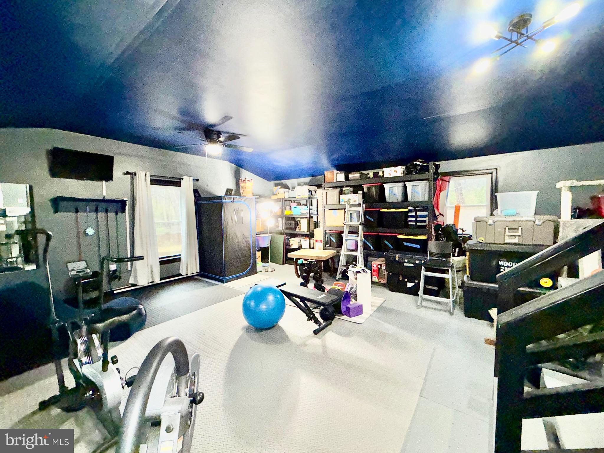 CALVERT MANOR-2ND ADDN - Residential