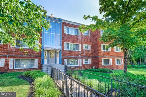 Condo For Sale - 3833 Hamilton Street #G-103<br/> HYATTSVILLE, MD 20781