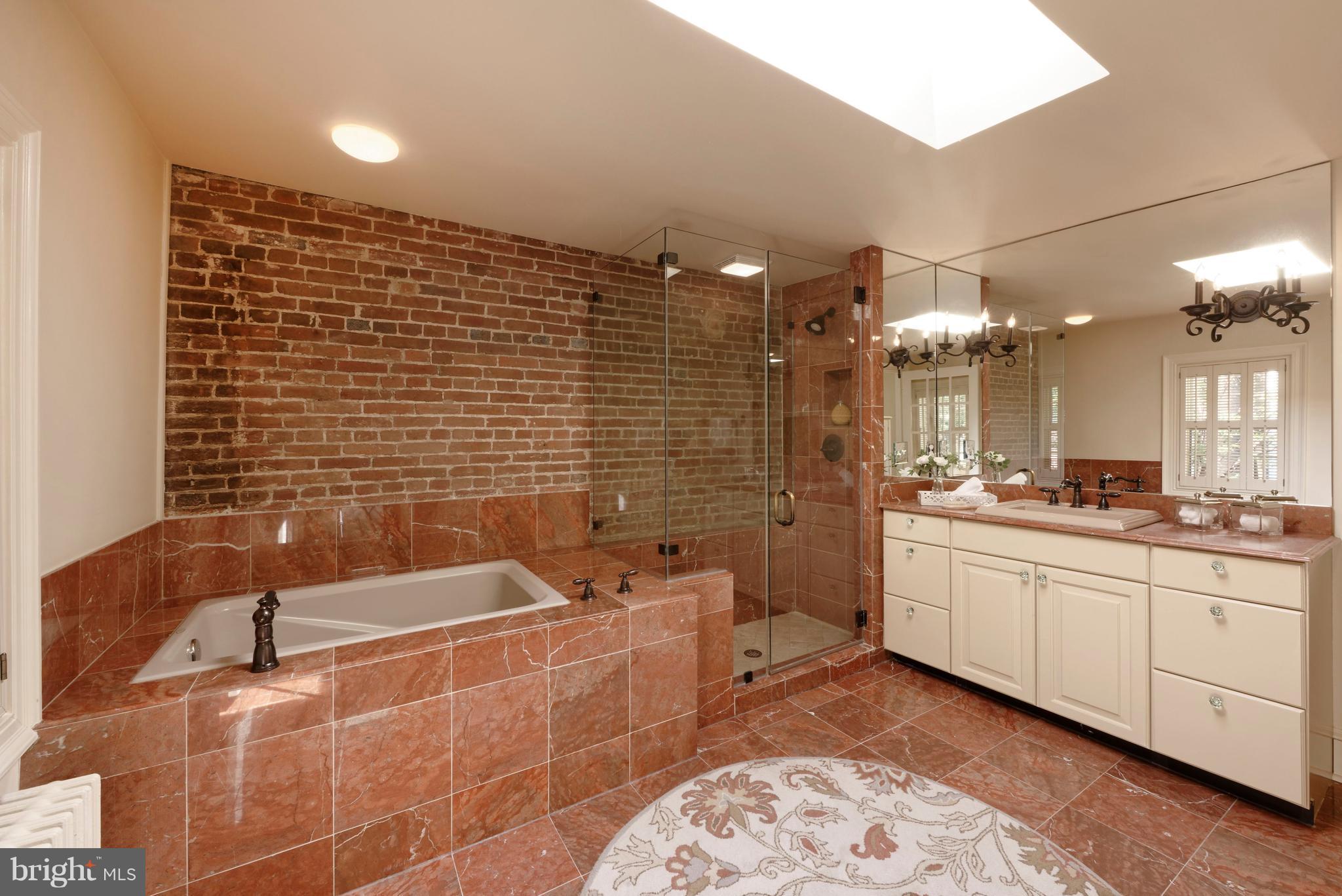 OLD TOWN - Residential