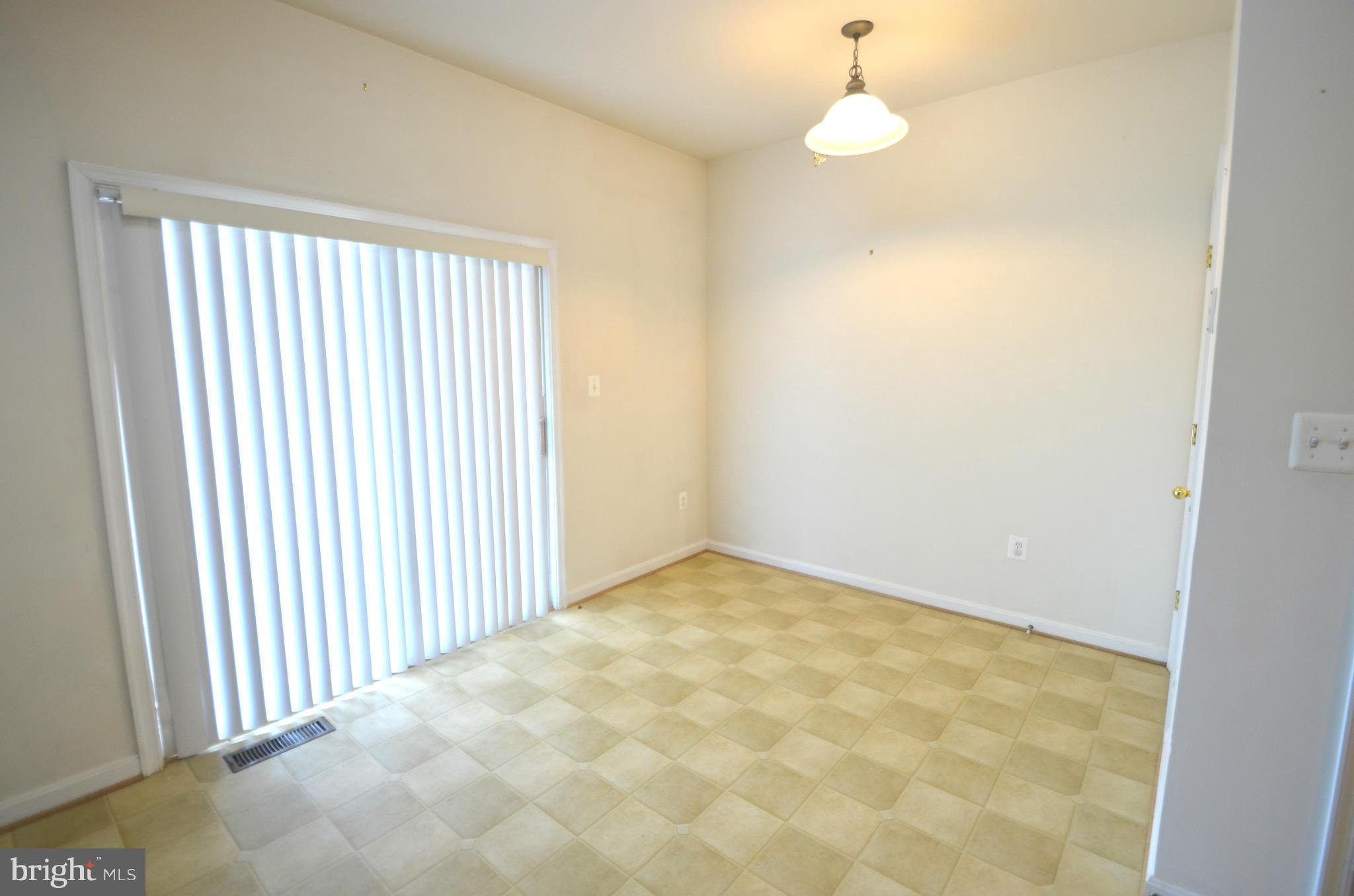 ALBEMARLE SQUARE - Residential Lease