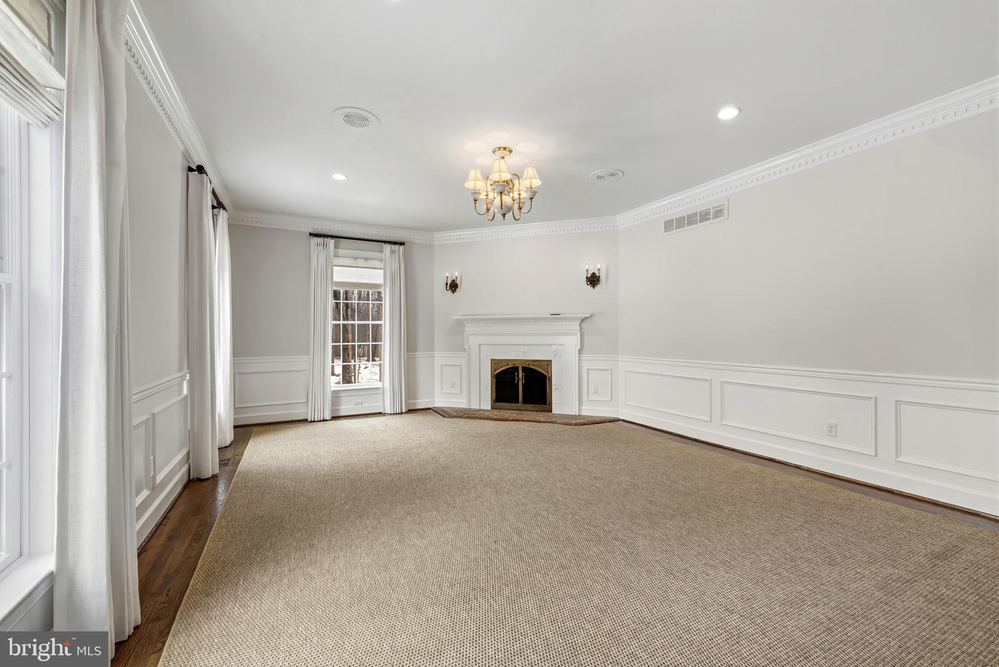 FOX RUN - Residential