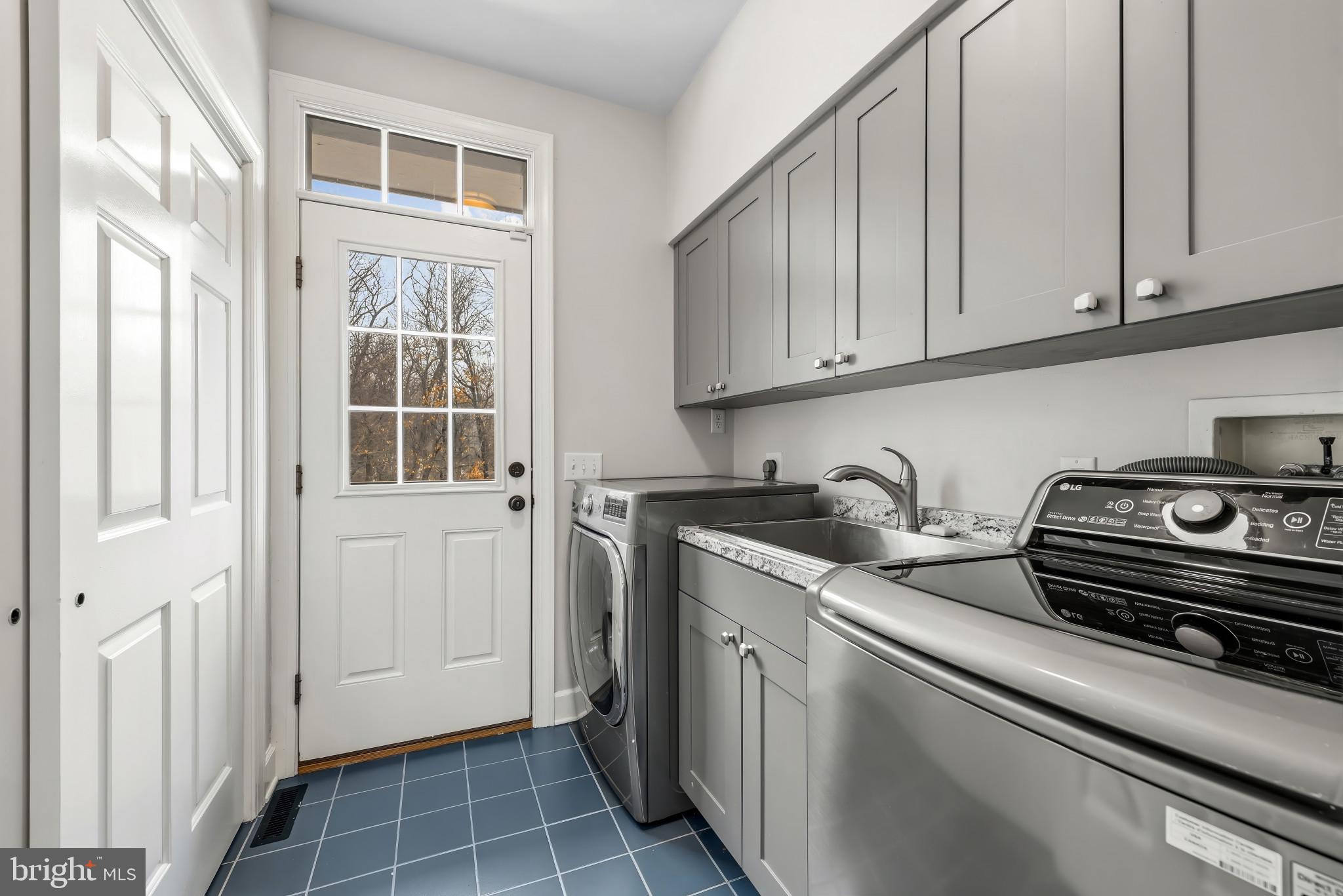 FOX RUN - Residential